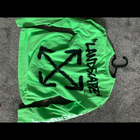 Green top - Picture 2 of 2